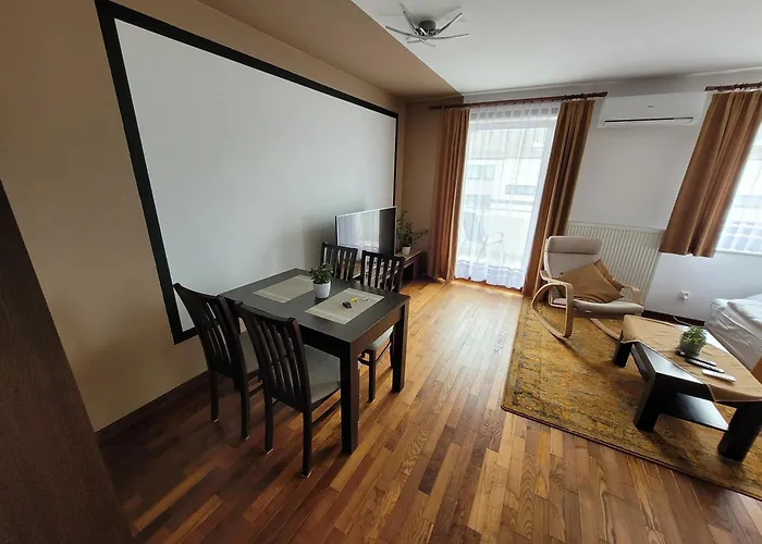 Tytus Apartment Z Klimatyzacja I Bezplatnym Parkingiem